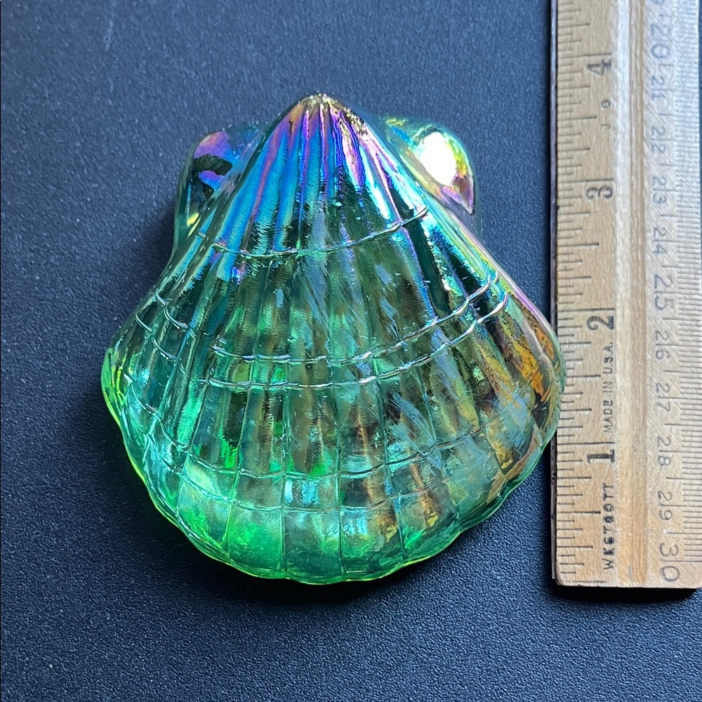 Iridescent Shell-Shaped Paperweight Decor - Picture 8 of 8